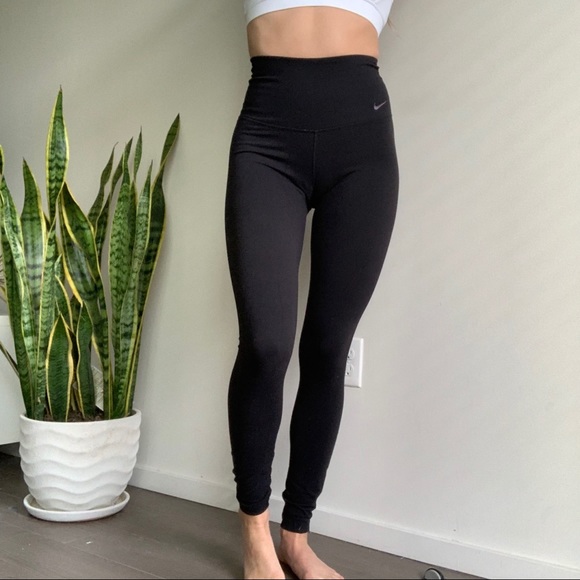 Nike Leggings - Picture 1 of 8